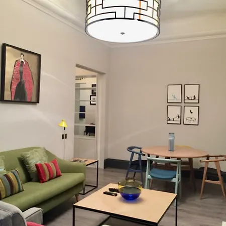 Beautiful 1 Bedroom Apartment Ovington Square